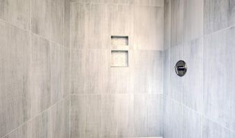 29 Graves Ave, North Smithfield, RI 02896