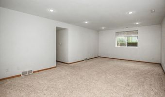 4529 Webster St, Ames, IA 50014