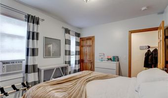 9 Waites Wharf 1, Newport, RI 02840