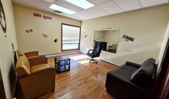 121 W Oak St Ste 2, Amityville, NY 11701