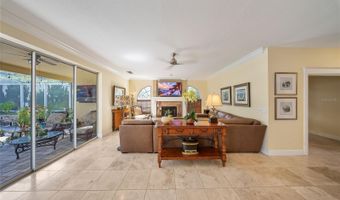 676 OAK HOLLOW Way, Altamonte Springs, FL 32714