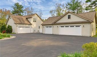 122 Spring Grove Rd, Glocester, RI 02814