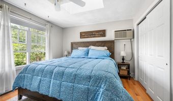 153 Grandview Ave, Lincoln, RI 02865