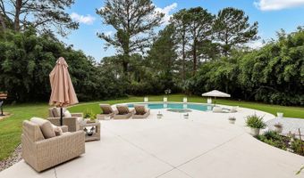 4 Hidden Lake Ct, Bluffton, SC 29910