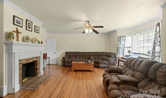 828 N 6th St, Albemarle, NC 28001