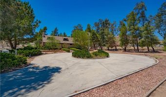 34155 Castlehaven Rd, Agua Dulce, CA 91390