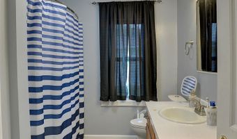 450 N 4 St, Arlington, NE 68002