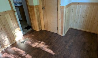 514 W30/W32 Sawyer St W30/32, Cascade, ID 83611