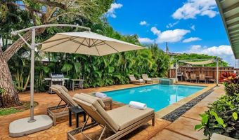 201 Ho'opili Akau St, Kihei, HI 96753