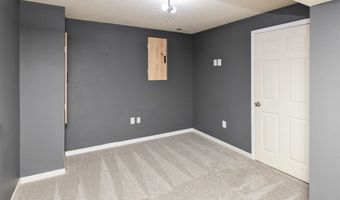 2411 NW Ashland Pkwy, Ankeny, IA 50023