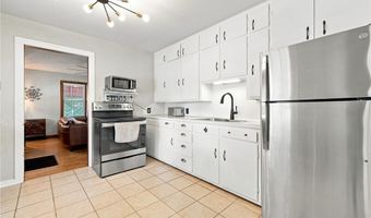 416 NW 7Th St, Bentonville, AR 72712