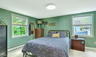 70 Boyce Ave, Barrington, RI 02806