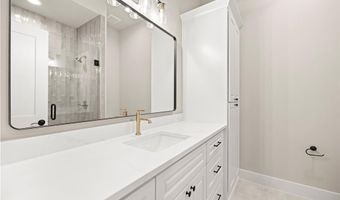 125 Oak Meadow Ln, Weatherford, TX 76085