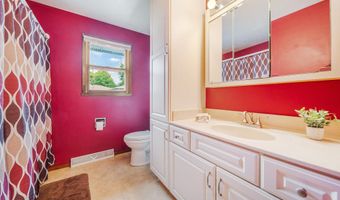 600 S THEODORE St, Appleton, WI 54915