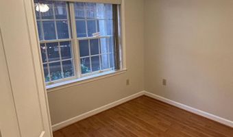 6924 FAIRFAX Dr #140, Arlington, VA 22213