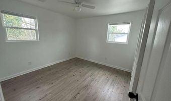 1147 Triple Hl, Macon, GA 31206