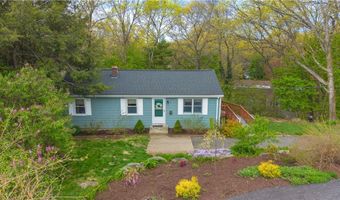 6 Linda Ct, Coventry, RI 02816
