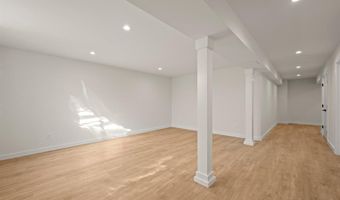 14 Fieldstone Ct 14, Bethel, CT 06801