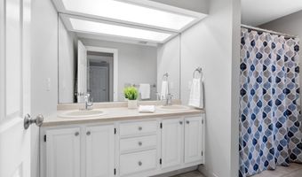 3 Chickadee Ct, Bedford, NH 03110