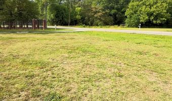 810 S Commerce St, Aulander, NC 27805