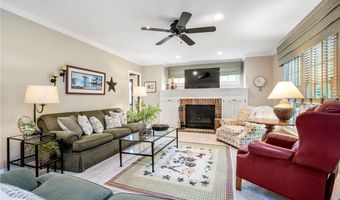 114 Golfview Dr, Adams Twp., PA 15044
