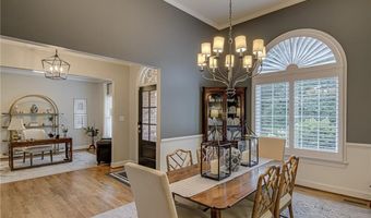154 Suntree Dr, Advance, NC 27006