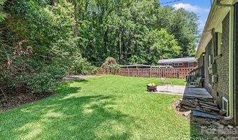1027 Dresden Dr W, Charlotte, NC 28205