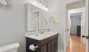 4534 LA SALLE Ave, Alexandria, VA 22304