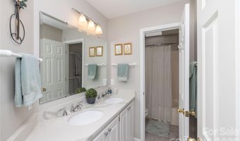 1200 Heritage Dr, Albemarle, NC 28001
