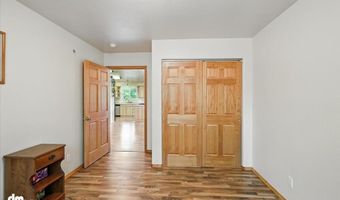 15949 W Heikes Dr, Big Lake, AK 99652