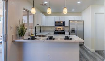 7908 Smokey Ridge Ct, Las Vegas, NV 89131