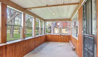 42169 N Lake Ave, Antioch, IL 60002