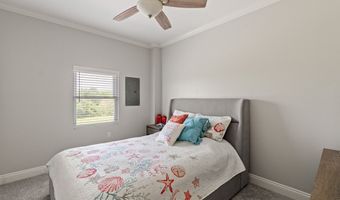 5004 Oak St, Bay St. Louis, MS 39520