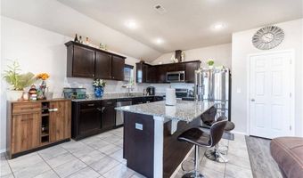 6704 Pilgrim Rd, Bentonville, AR 72713