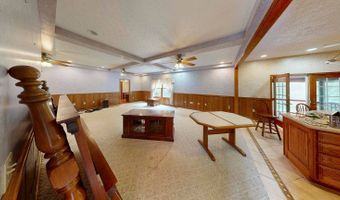 136 Lock Ln, Alum Creek, WV 25003