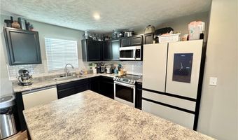 117 Fall Lake Ln, Amherst, OH 44001