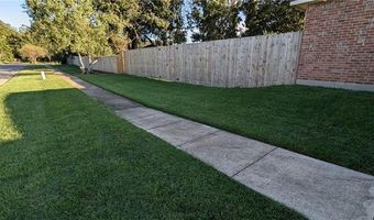 9715 KINGLET Dr, Baton Rouge, LA 70809