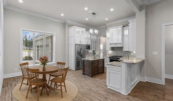 140 St Andrews Ln, Benton, LA 71006