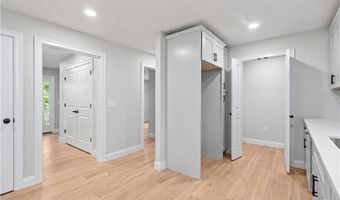 172 Pine Swamp Rd, Cumberland, RI 02864