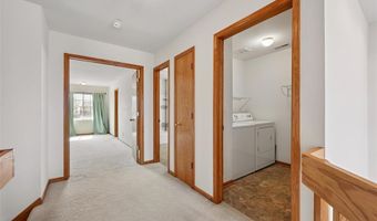 4255 Eisenhower Ln 17, Ames, IA 50010