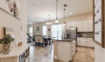 6934 OLD BENTON Dr, Apollo Beach, FL 33572