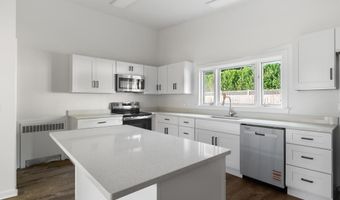 45 E LAKE Dr, Annapolis, MD 21403