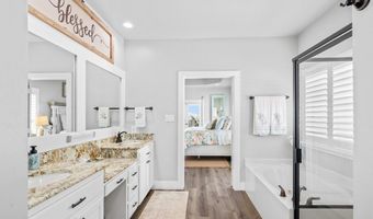 104 Bay Hbr, Aransas Pass, TX 78336