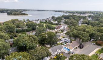 305 Barbara Dr, Point Pleasant, NJ 08742