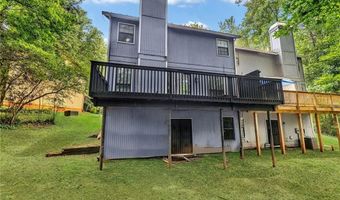 824 Brandy Oaks Ln, Stone Mountain, GA 30088