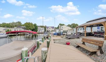 14 Albatross Pt, Bayville, NJ 08721