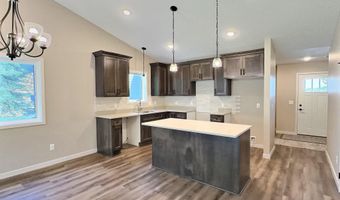 810 Morrison Ave, Annandale, MN 55302
