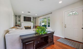21101 CLARKSBURG Rd, Boyds, MD 20841