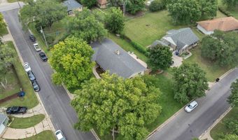291 W Westwood Dr, Augusta, KS 67010