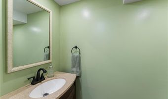 104 Knotty Oak Rd, Coventry, RI 02816
